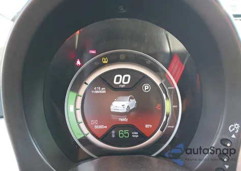 2014 Fiat 500E Battery Electric z USA, uszkodzony, nr VIN 3C3CFFGEXET244835